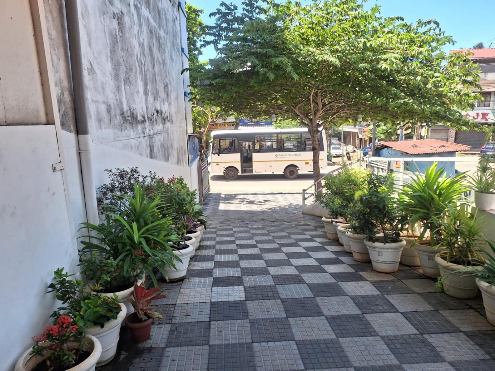 Hotel B R Regency Thiruvananthapuram Екстер'єр фото