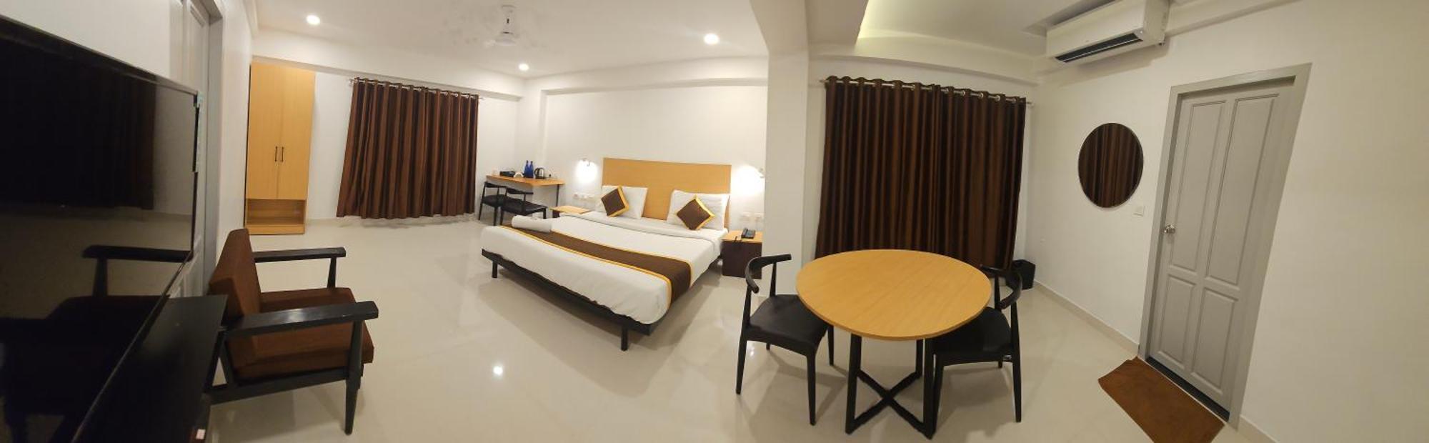 Hotel B R Regency Thiruvananthapuram Екстер'єр фото